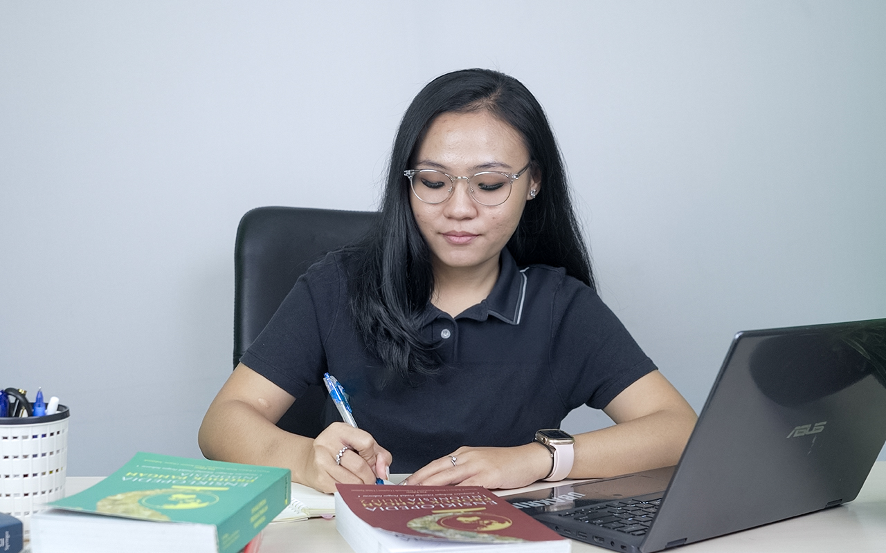 Free Counseling Support for Students and the Public